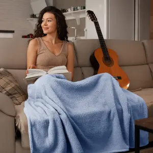 Fino Plush Throw | Light Blue